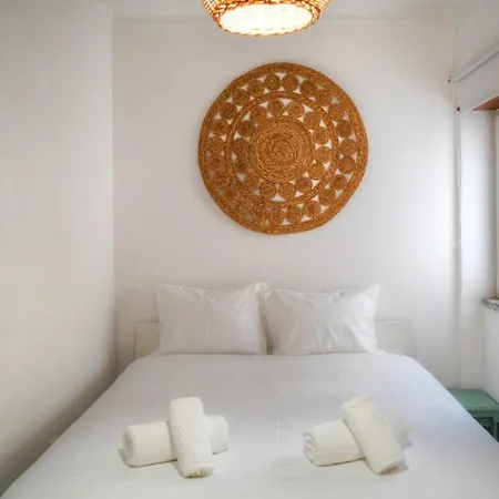 Апартаменты Charming T3 With Patio, And Surf Пениши