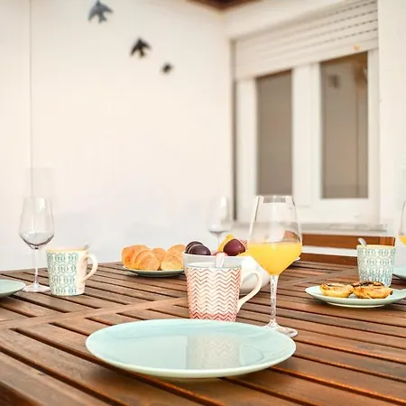 Apartman Charming T3 With Patio, And Surf