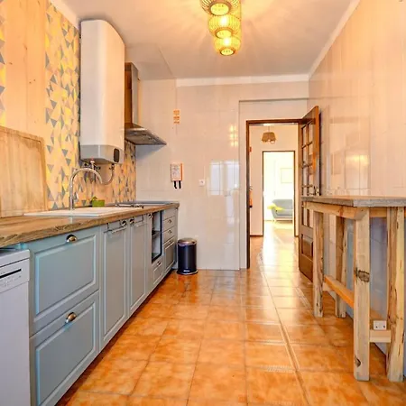 Charming T3 With Patio, And Surf *