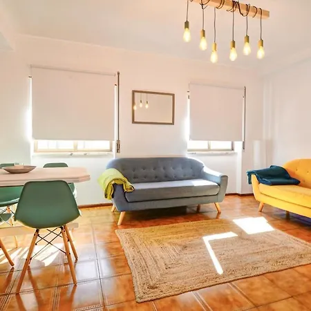 Charming T3 With Patio, And Surf Апартаменты Пениши